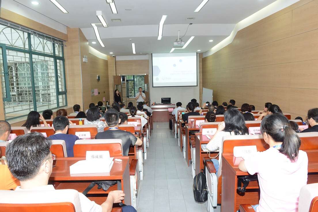 蘭州大學2018年曲靖市投融資系統公務人員能力提升培訓班成功舉辦