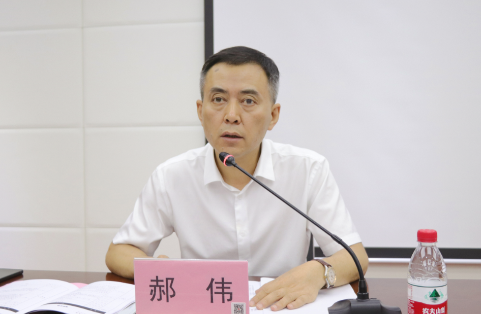 弘揚延安精神凈化政治生態專題培訓班燃氣集團黨委副書記 郝偉 弘揚延安精神凈化政治生態專題培訓班燃氣集團黨委副書記 郝偉