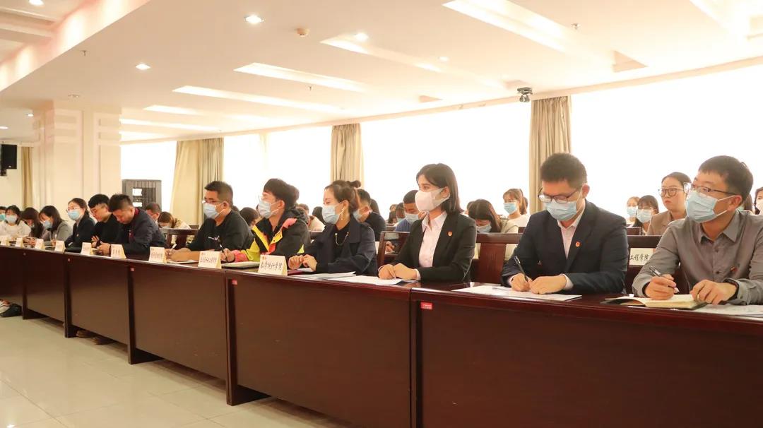 寧夏大學第十五期“青年馬克思主義者培養工程”培訓班順利開班 寧夏大學第十五期“青年馬克思主義者培養工程”培訓班順利開班