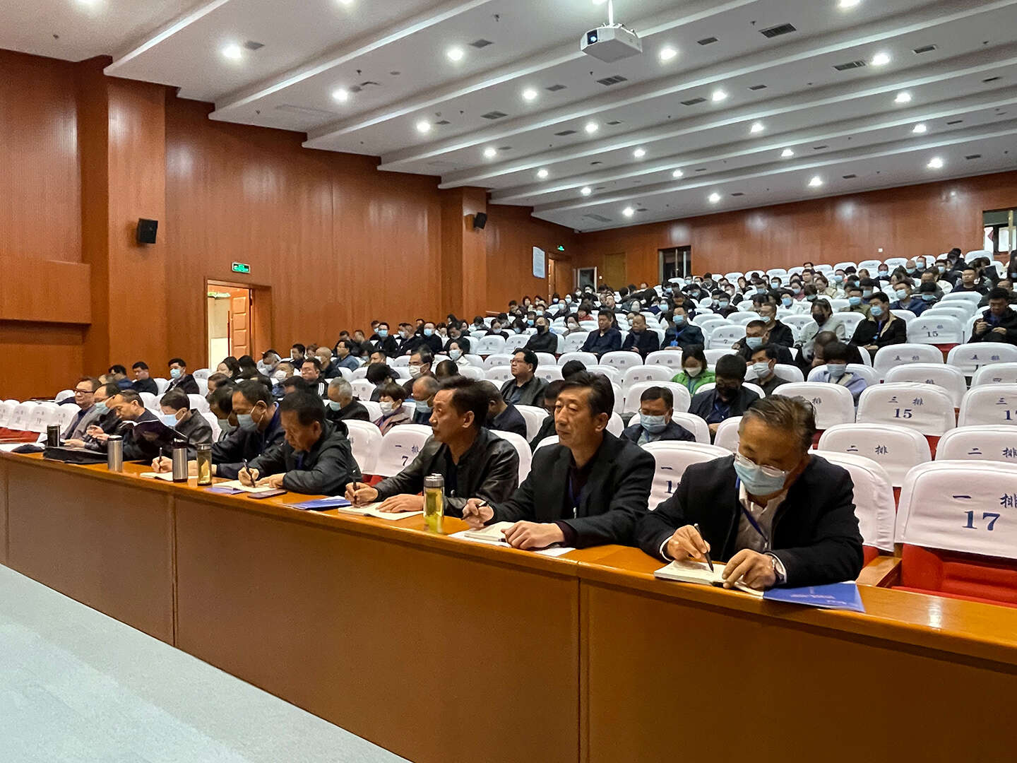 張掖市法官、法官助理培訓班2.jpg 張掖市法官、法官助理培訓班2.jpg