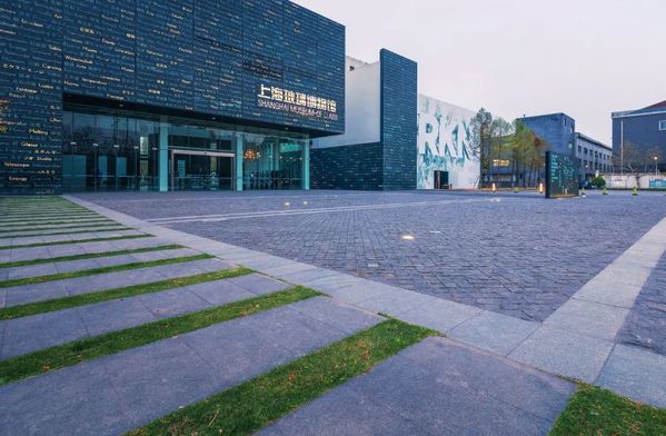 “復(fù)旦大學(xué)站”到了 復(fù)旦師生終于迎來(lái)地鐵18號(hào)線成功開通