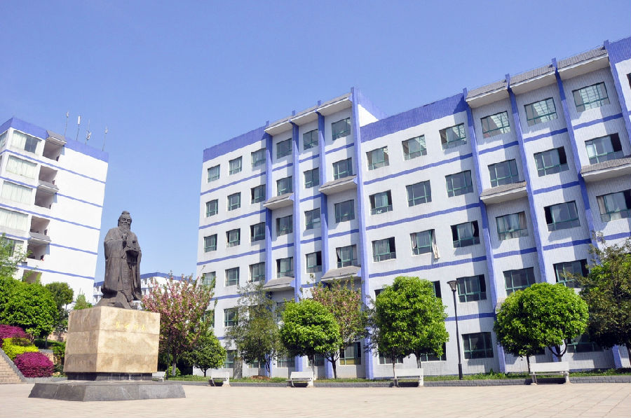 貴州民族大學人文科技學院（花溪校區）