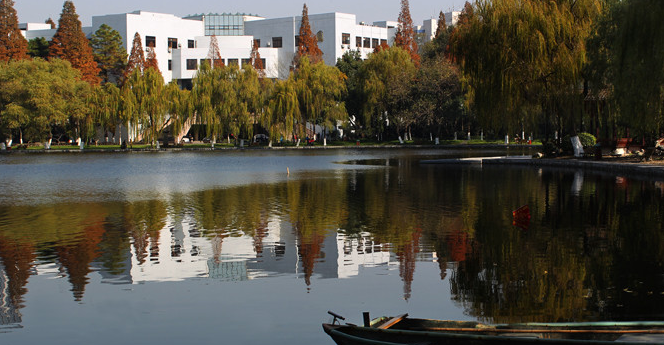 實用人才帶頭人研修班在西藏大學順利開班