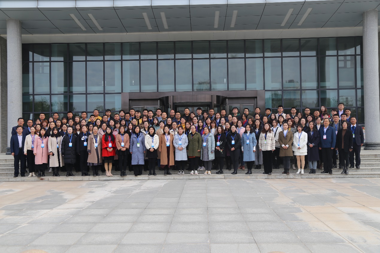 全區高校入職輔導員培訓班順利開班