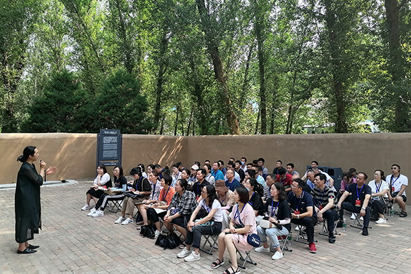 湖北民族大學(xué)在延安開展黨員公務(wù)人員黨性教育專題培訓(xùn)