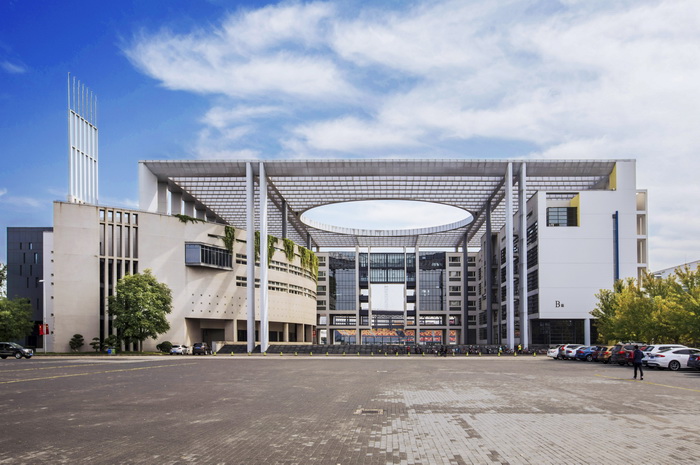 天津財(cái)經(jīng)大學(xué)校園風(fēng)光